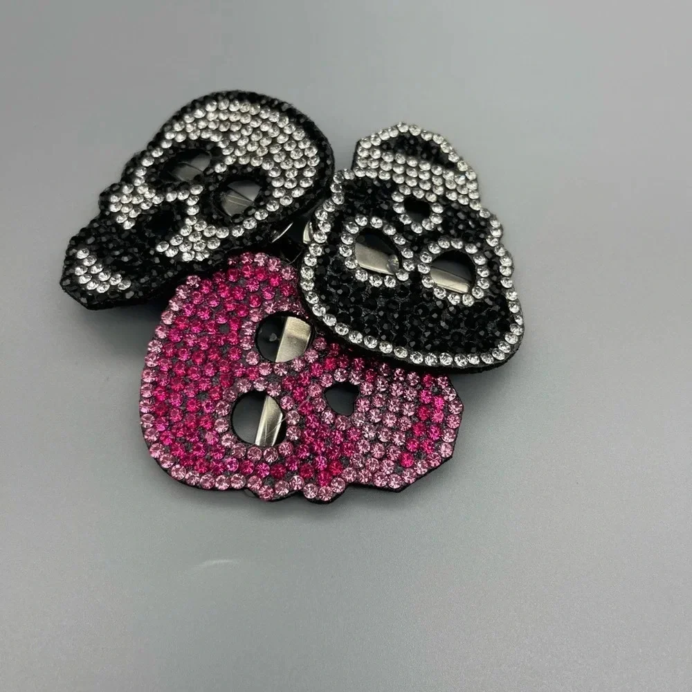 Urban Outfitters RHINESTONE ICON CLIP SET, NWT